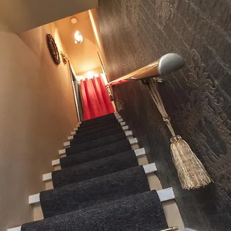 Romeo House Верона