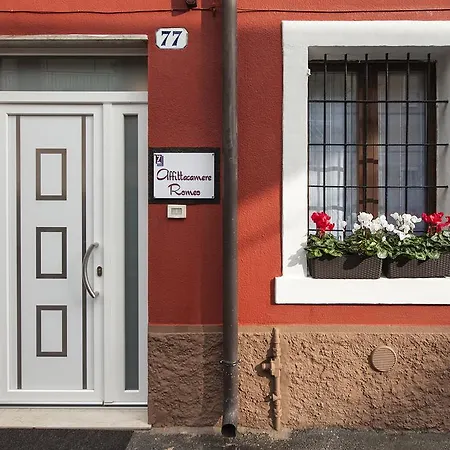 Romeo House 3*